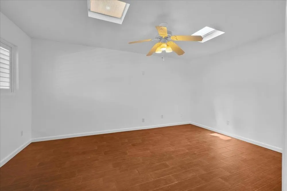 1957 Grand Bahama Drive E Palm Springs, CA 92264