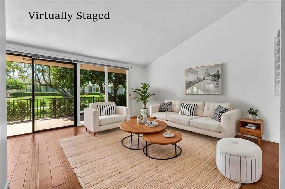 1957 Grand Bahama Drive E Palm Springs, CA 92264