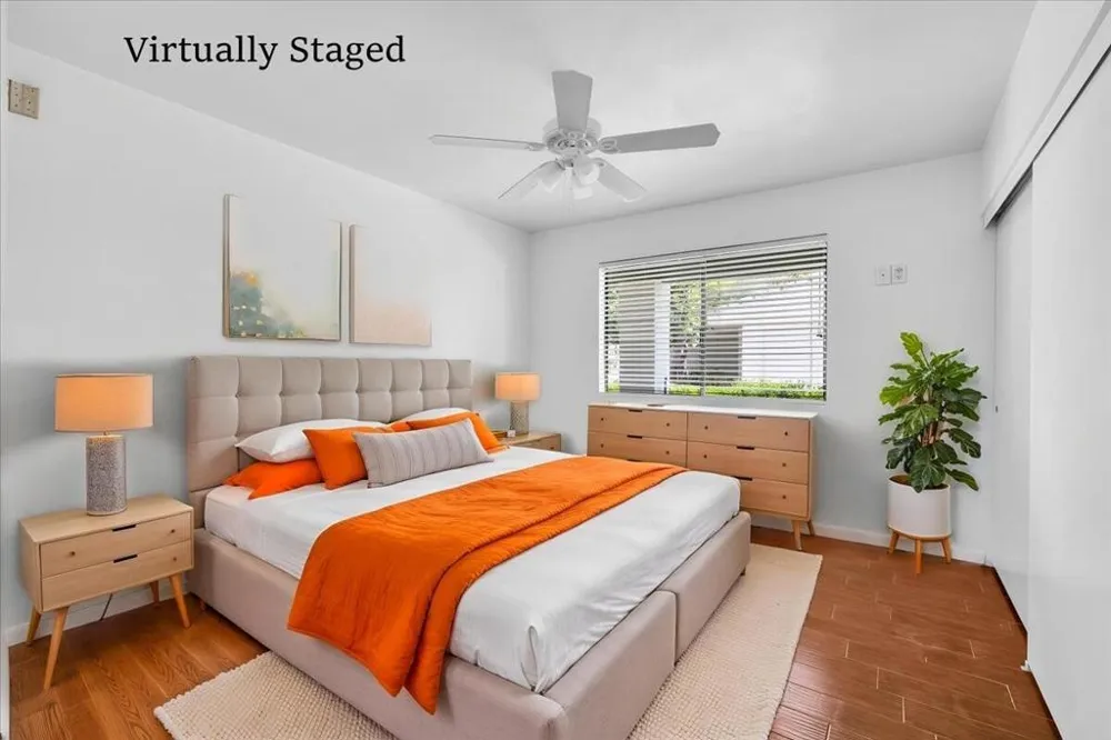 1957 Grand Bahama Drive E Palm Springs, CA 92264
