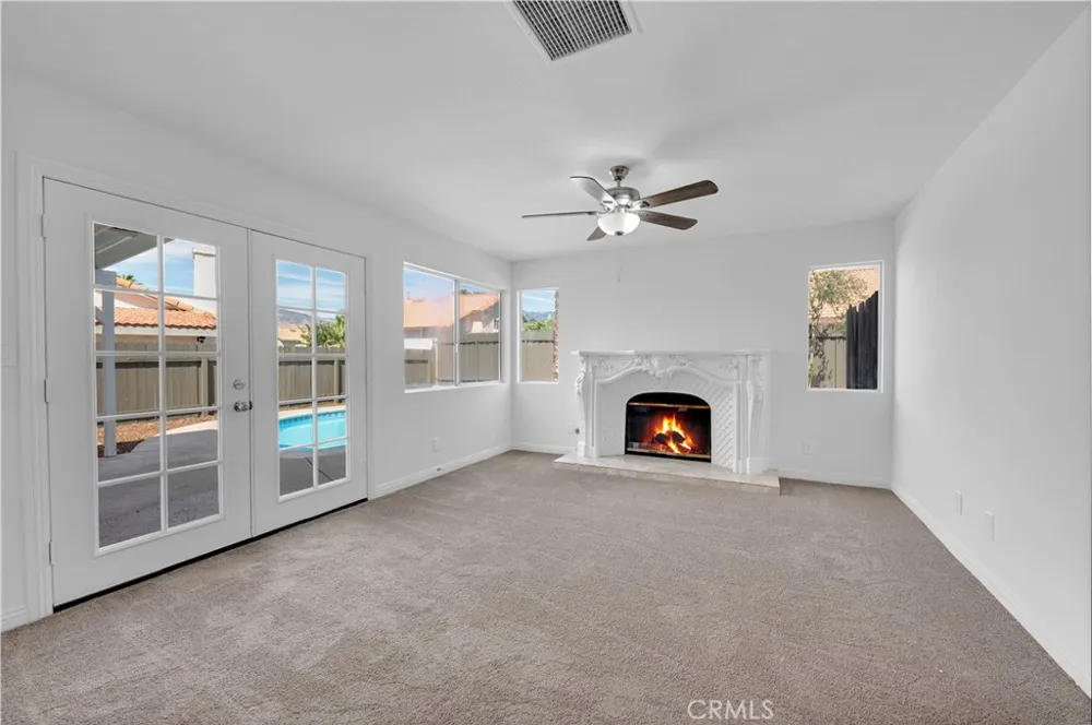 44332 Olive Hemet, CA 92544