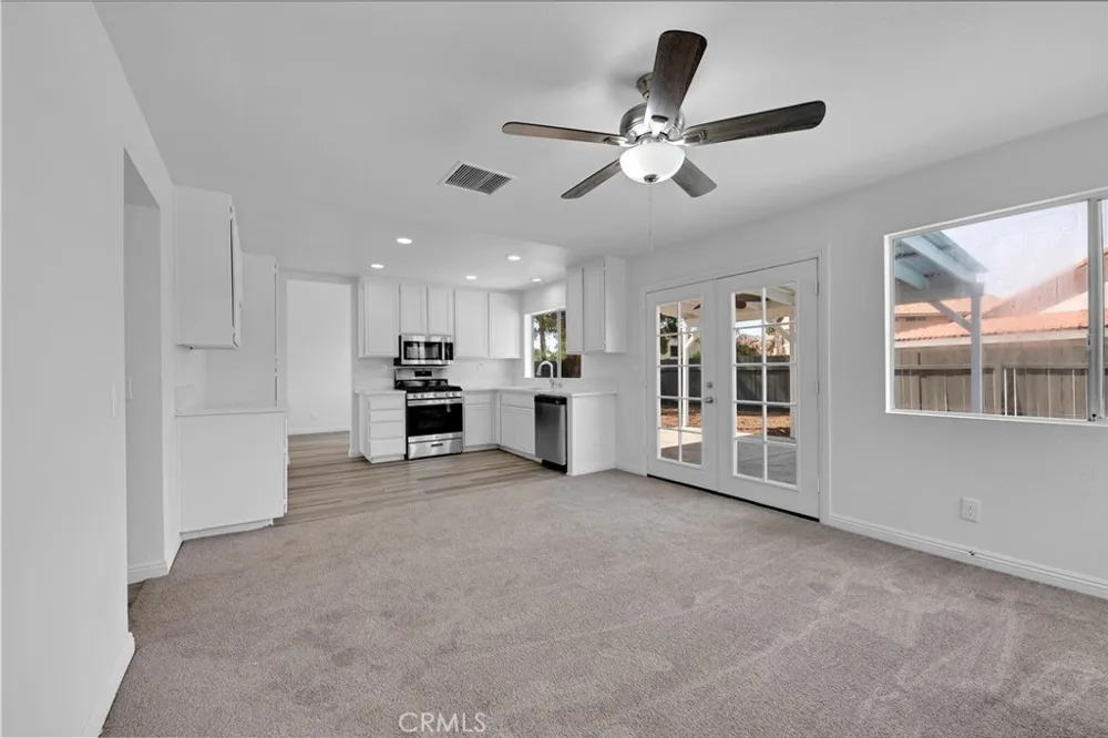 44332 Olive Hemet, CA 92544