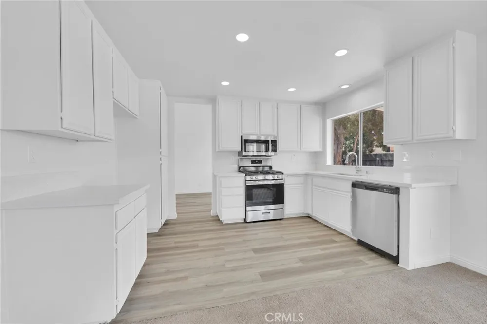 44332 Olive Hemet, CA 92544