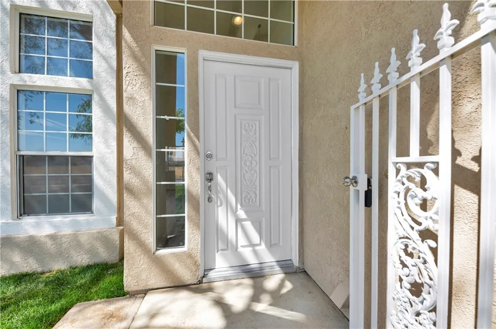 44332 Olive Hemet, CA 92544