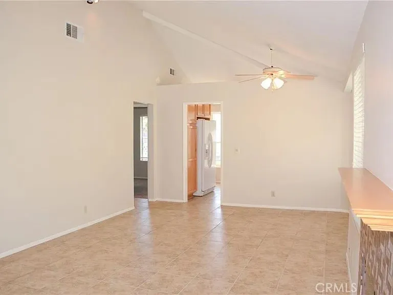 22919 Banyan Saugus, CA 91390
