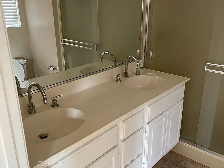22919 Banyan Saugus, CA 91390