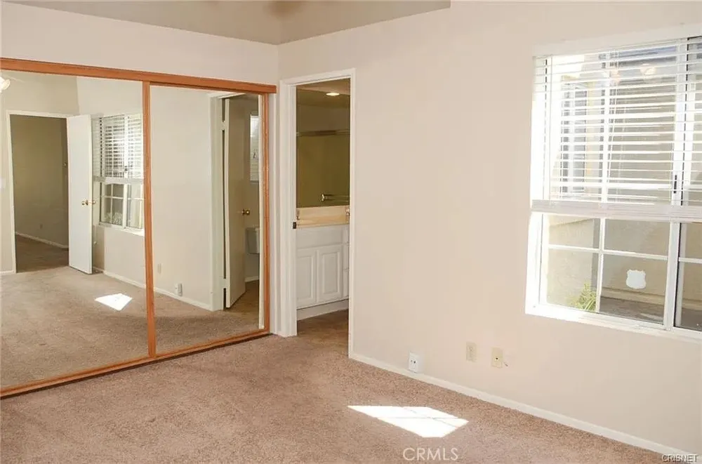 22919 Banyan Saugus, CA 91390