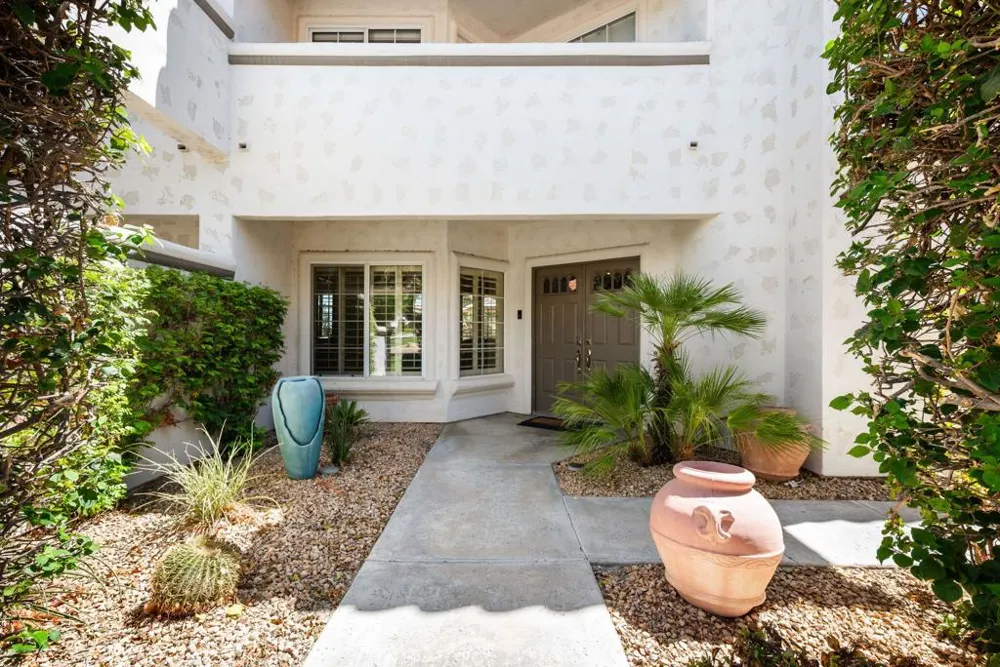 372 Muirfield Drive Palm Desert, CA 92211