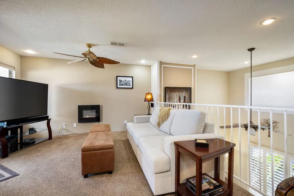 372 Muirfield Drive Palm Desert, CA 92211