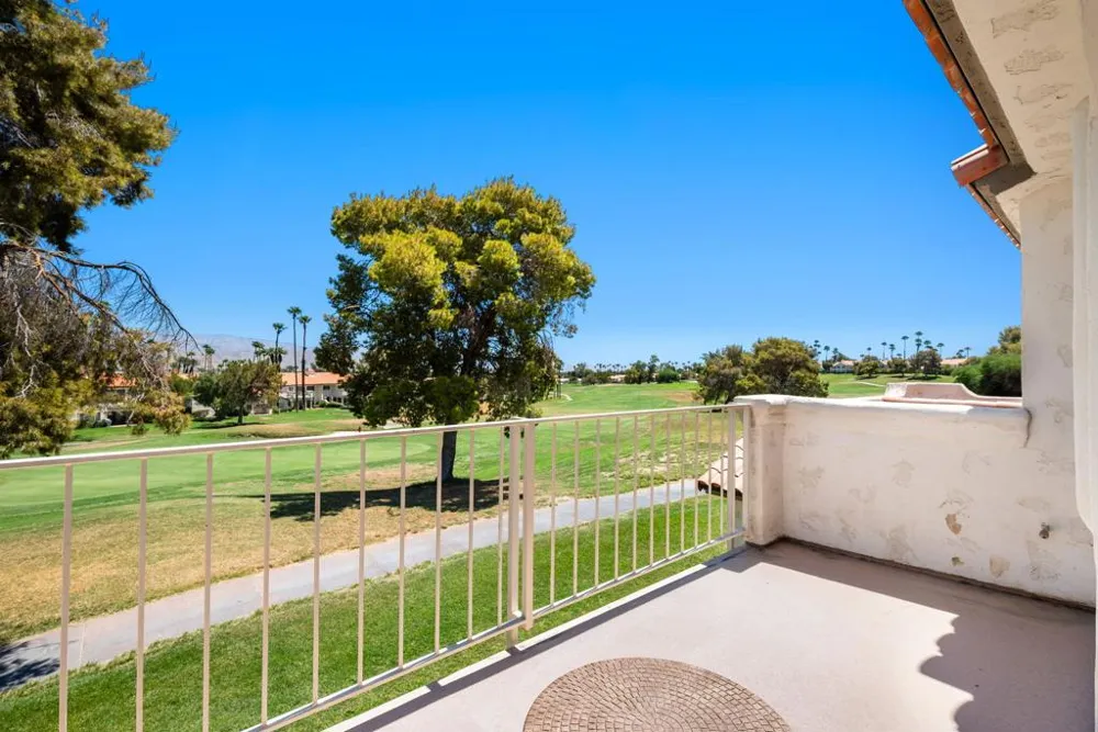 372 Muirfield Drive Palm Desert, CA 92211