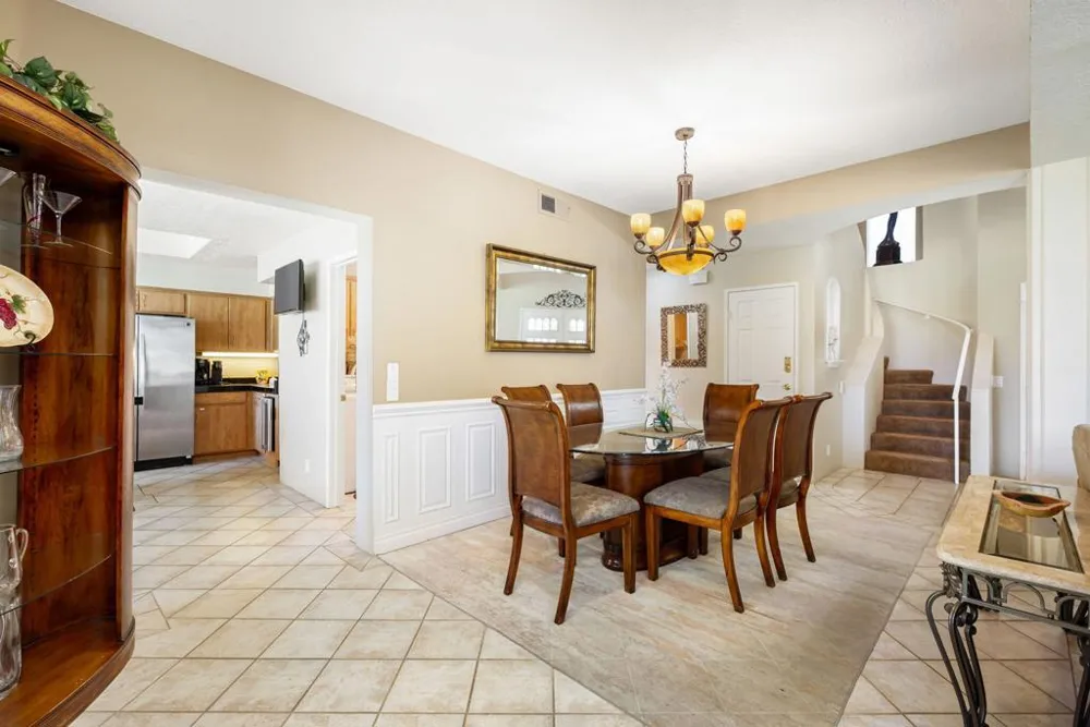 372 Muirfield Drive Palm Desert, CA 92211