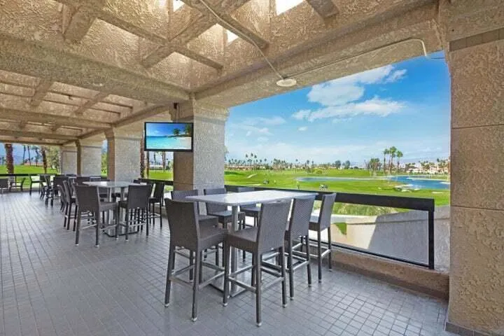 372 Muirfield Drive Palm Desert, CA 92211