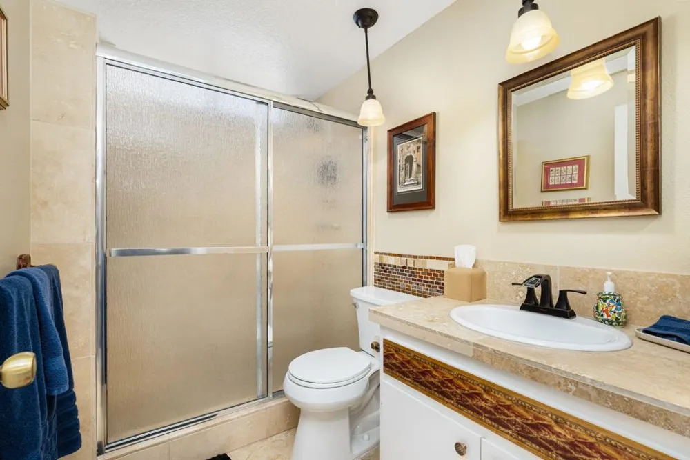 372 Muirfield Drive Palm Desert, CA 92211