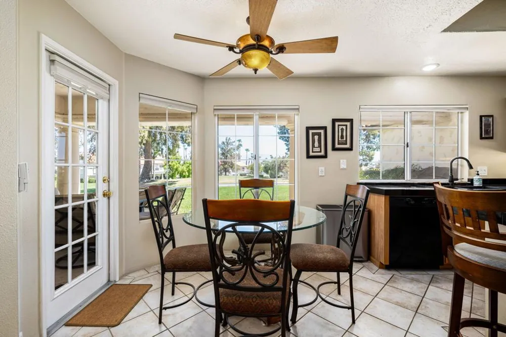 372 Muirfield Drive Palm Desert, CA 92211