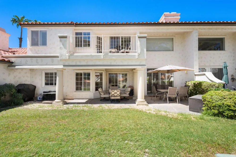 372 Muirfield Drive Palm Desert, CA 92211