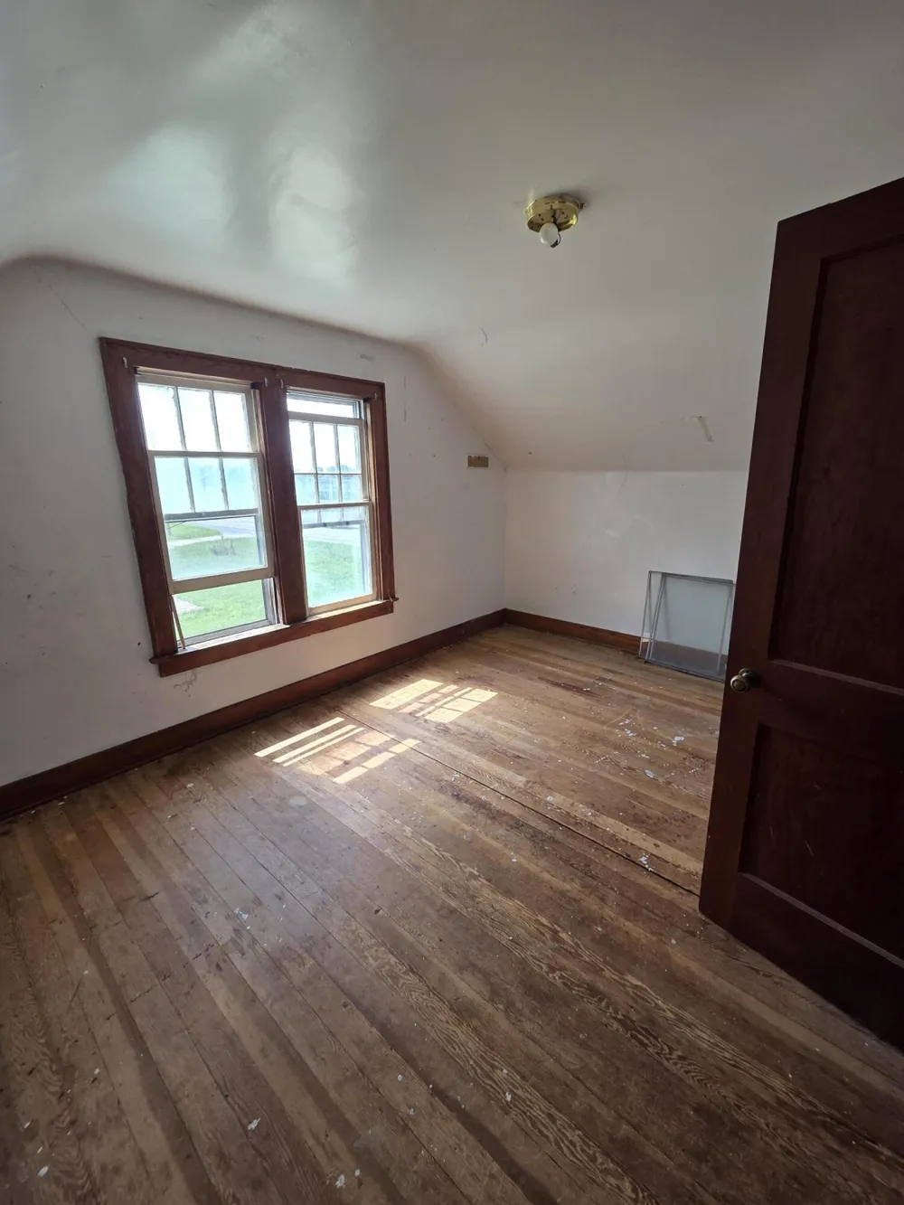 30369 M 40 Paw Paw, MI 49079