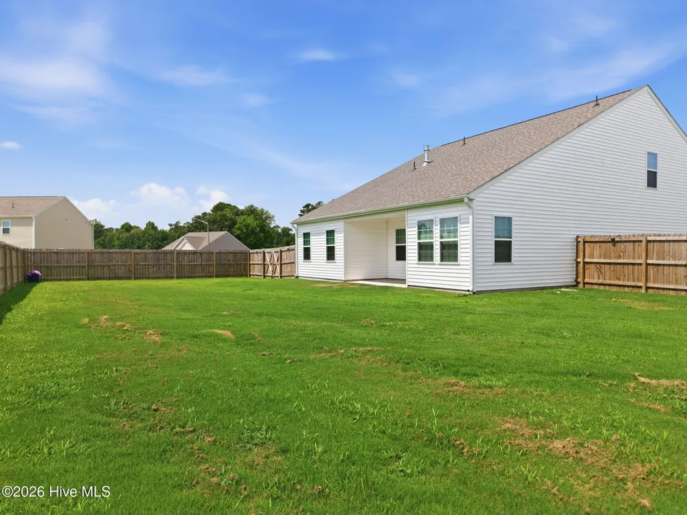 1828 Dakota Creek Drive Ayden, NC 28513