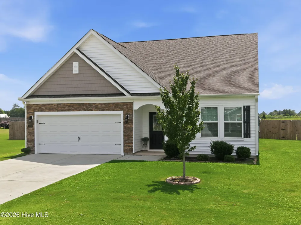1828 Dakota Creek Drive Ayden, NC 28513