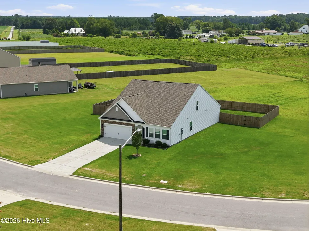 1828 Dakota Creek Drive Ayden, NC 28513