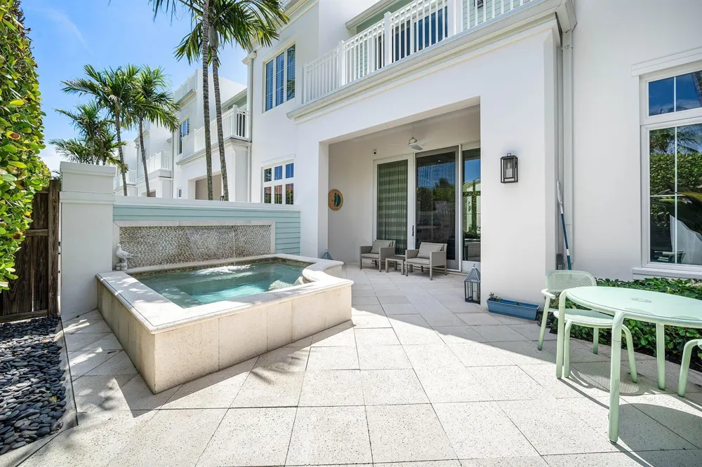 5 Adams Road Ocean Ridge, FL 33435