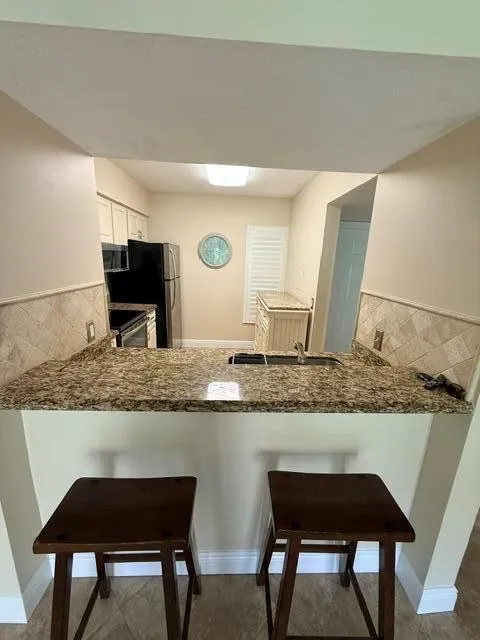 1035 LAKE SHORE DRIVE #103 Lake Park, FL 33403