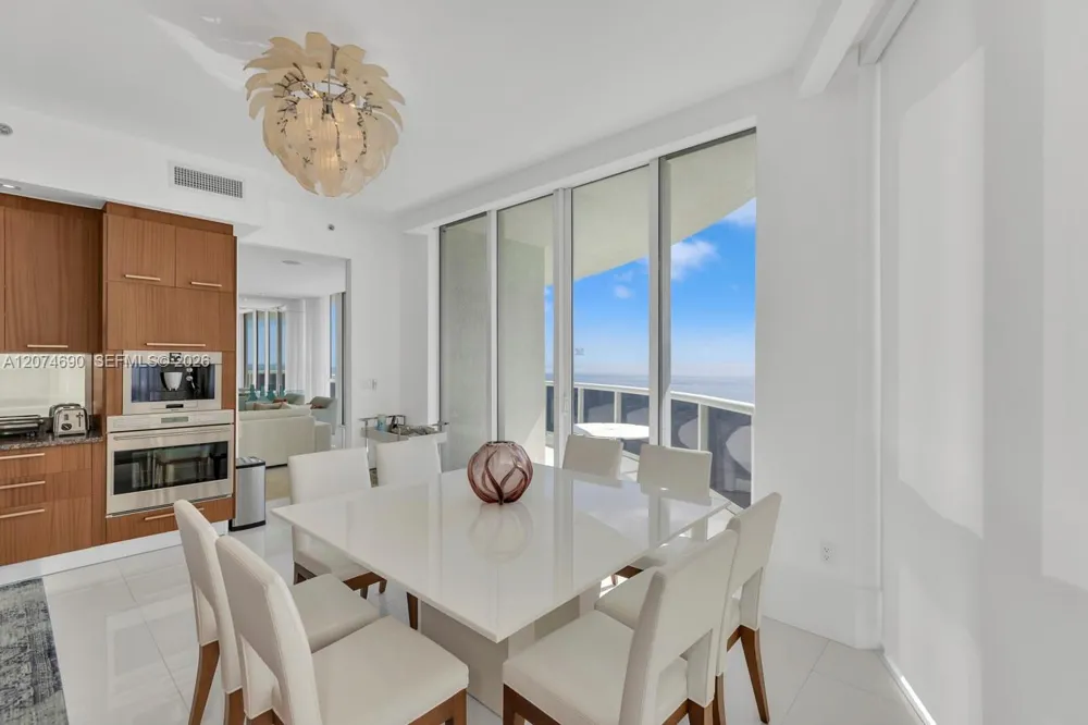 15811 Collins Ave #3001 Sunny Isles Beach, FL 33160