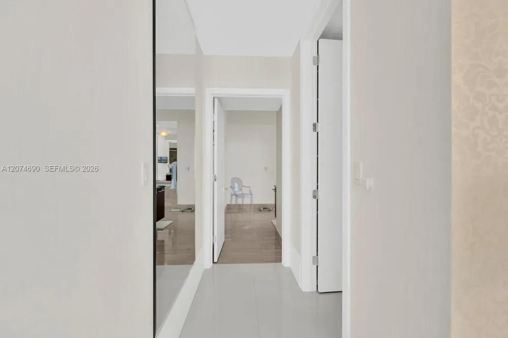 15811 Collins Ave #3001 Sunny Isles Beach, FL 33160