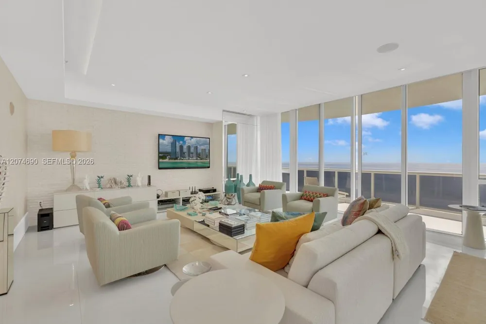 15811 Collins Ave #3001 Sunny Isles Beach, FL 33160