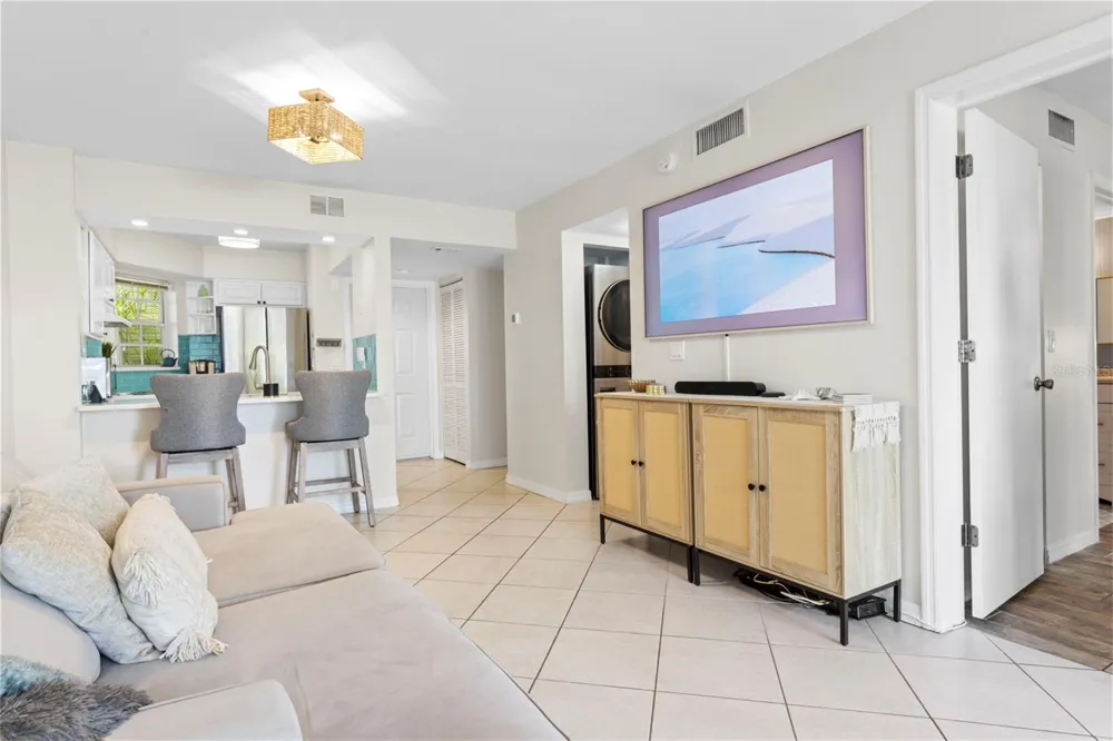 6915 STONES THROW CIRCLE #3104 St Petersburg, FL 33710