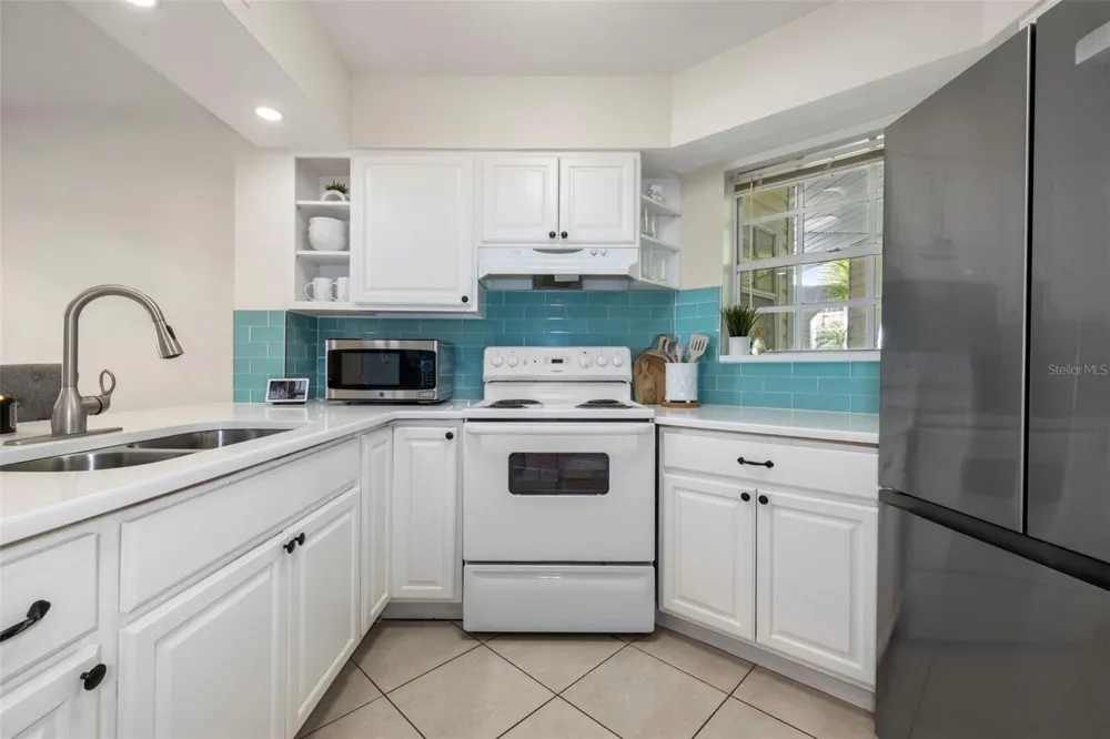 6915 STONES THROW CIRCLE #3104 St Petersburg, FL 33710
