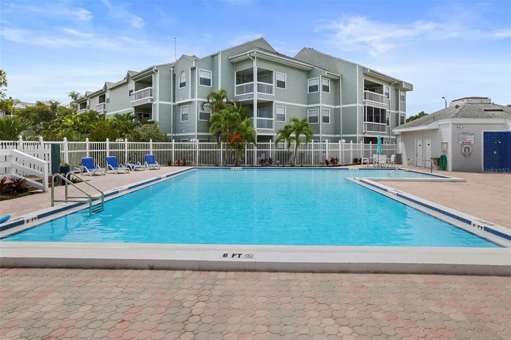 6915 STONES THROW CIRCLE #3104 St Petersburg, FL 33710