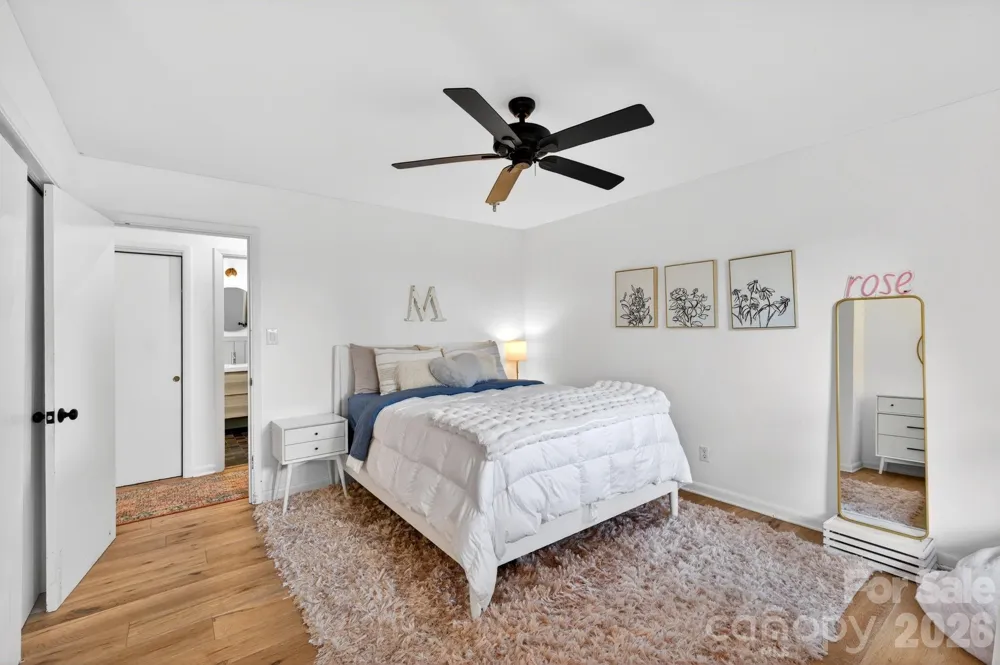 301 Stratford Road Asheville, NC 28804