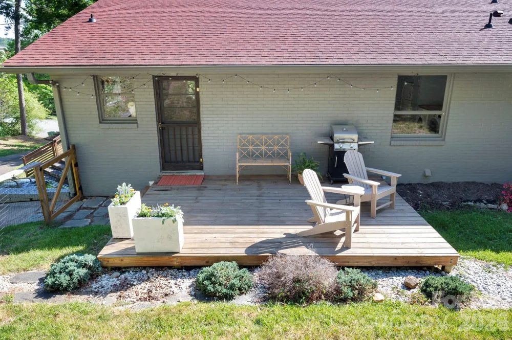 301 Stratford Road Asheville, NC 28804