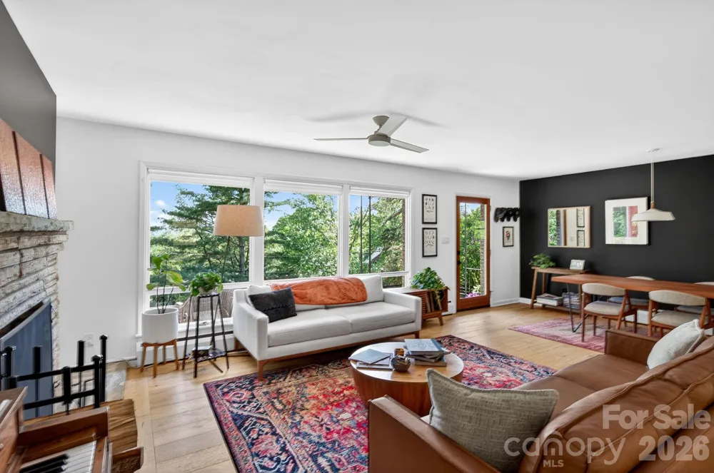 301 Stratford Road Asheville, NC 28804