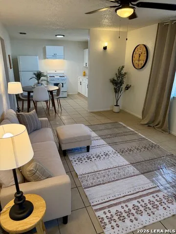 144 W Villaret Blvd Unit 108
