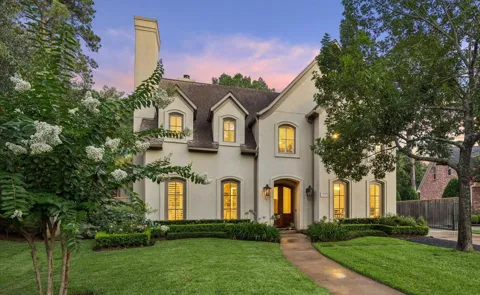 531 Three Corners Drive