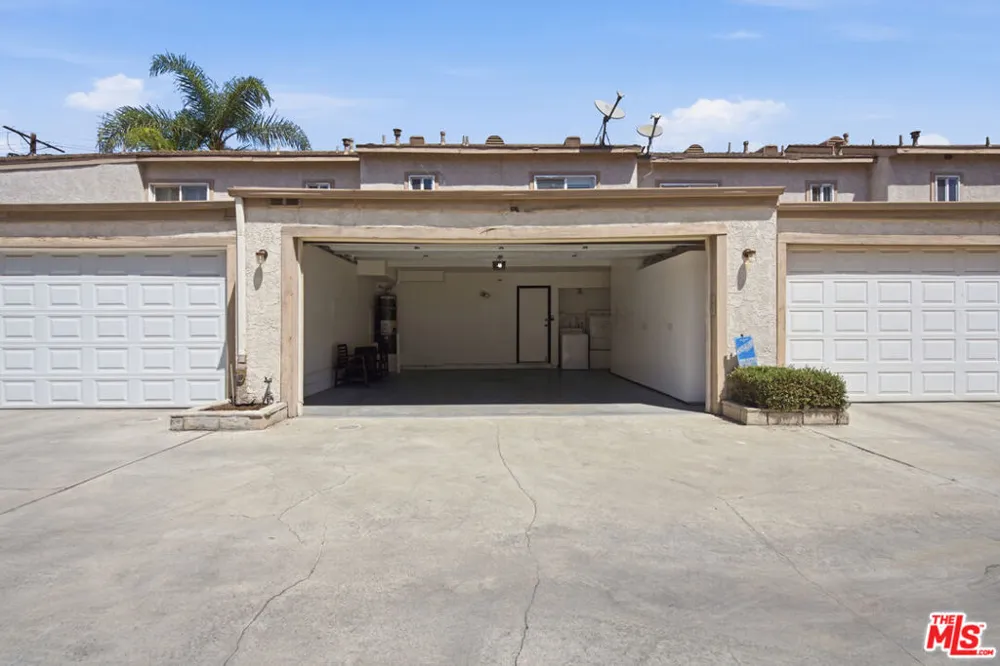 762 E Orange Grove Boulevard #3 Pasadena, CA 91104