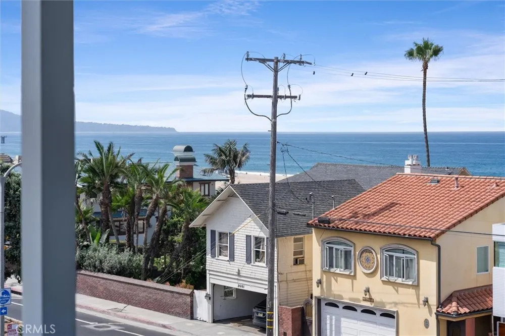 2640 Hermosa Avenue #6 Hermosa Beach, CA 90254