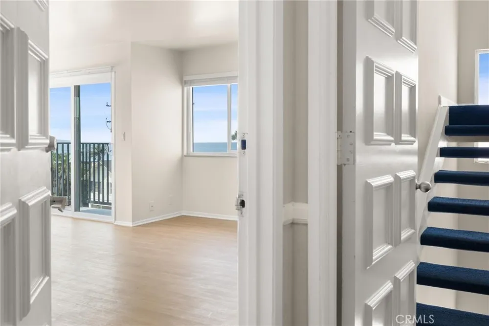 2640 Hermosa Avenue #6 Hermosa Beach, CA 90254