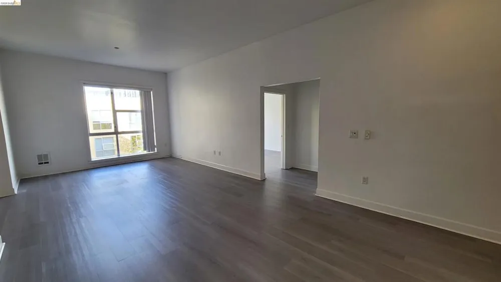 585 9Th St Oakland, CA 94607