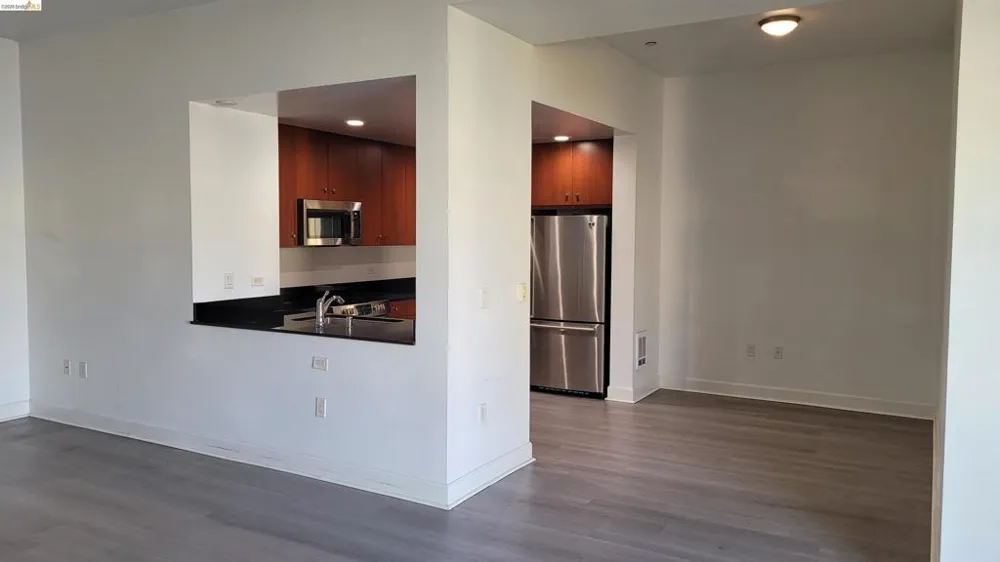 585 9Th St Oakland, CA 94607