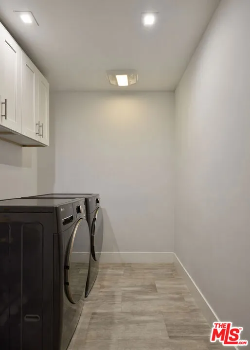 4967 Llano Drive Woodland Hills, CA 91364