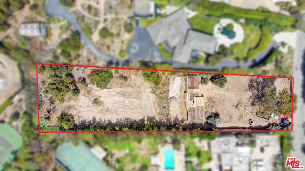 29135 Cliffside Drive Malibu, CA 90265