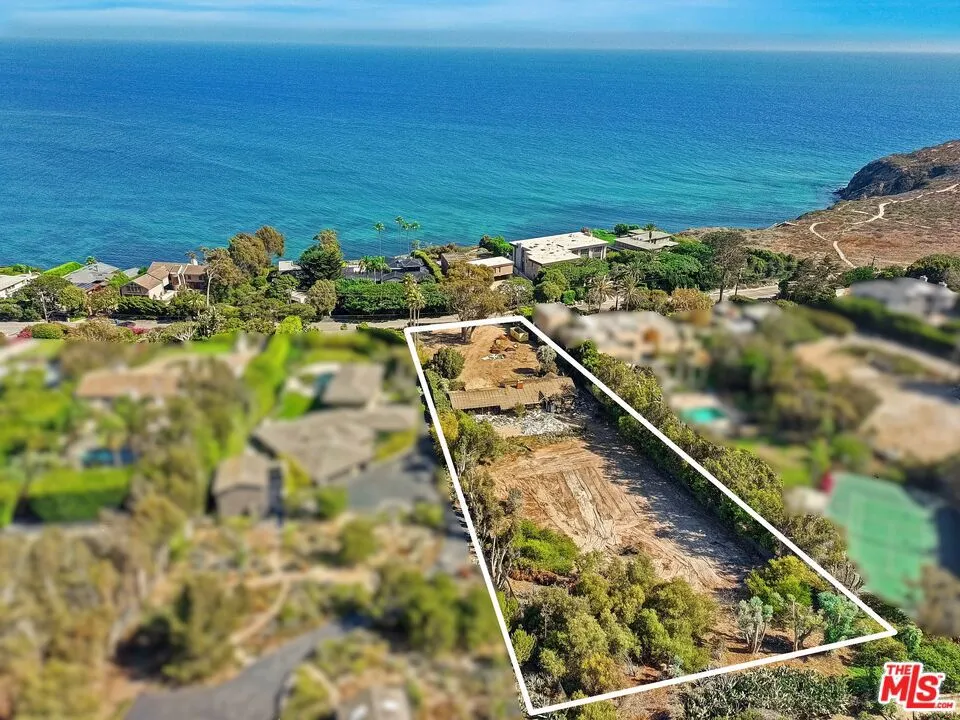 29135 Cliffside Drive Malibu, CA 90265