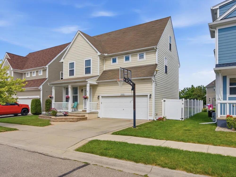 50444 Theodore Lane Chesterfield, MI 48051