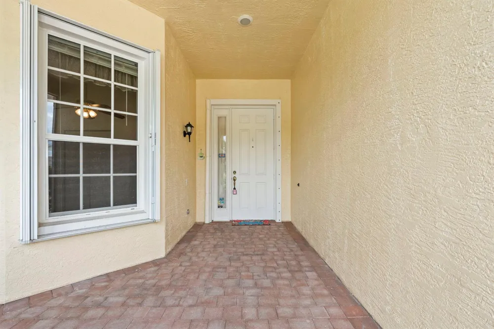 163 NW PLEASANT GROVE WAY Port St. Lucie, FL 34986