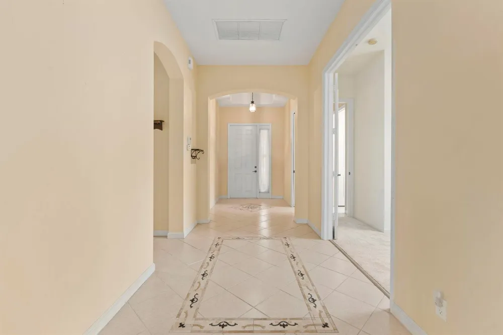 163 NW PLEASANT GROVE WAY Port St. Lucie, FL 34986