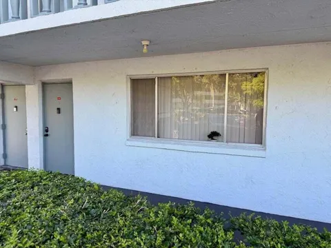 2000 Springdale Boulevard #102