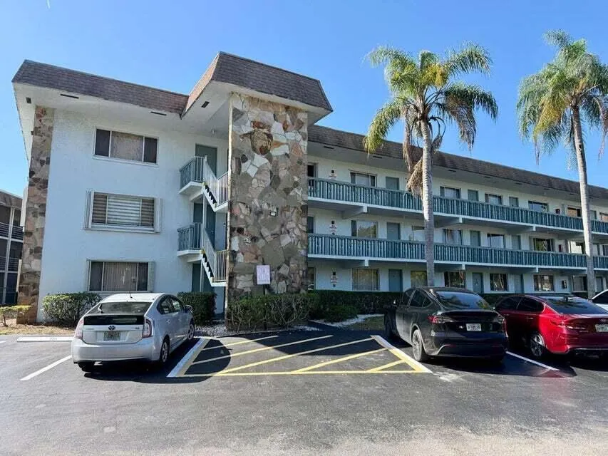 2000 Springdale Boulevard #102 Palm Springs, FL 33461