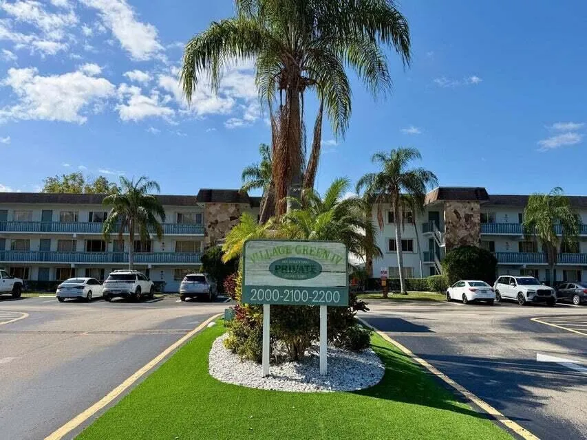 2000 Springdale Boulevard #102 Palm Springs, FL 33461