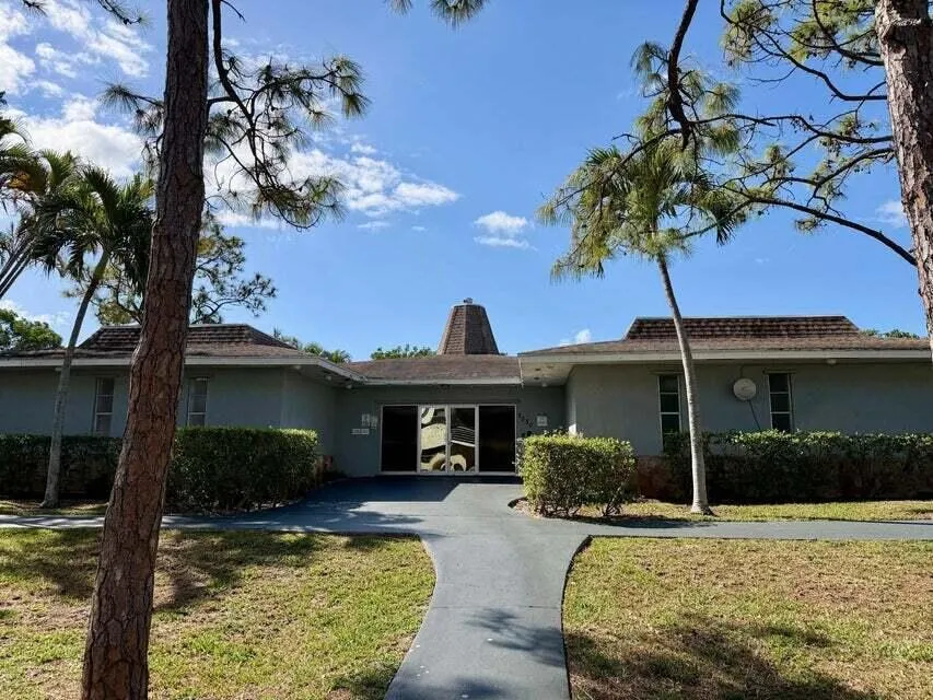 2000 Springdale Boulevard #102 Palm Springs, FL 33461
